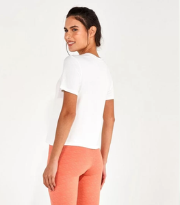 Model Back: Alto Giro Fitness Haut T-Shirt Radiosa Love Is Off White