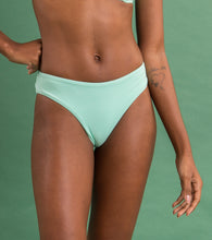 Load image into Gallery viewer, Bottom Malibu-Menta Essential-Comfy
