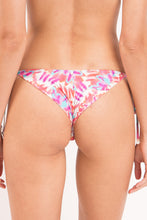Load image into Gallery viewer, Bottom Splash Cheeky-Tie
