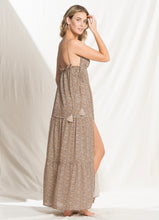 Load image into Gallery viewer, Model Back: Maaji Vêtement De Plage Long Dress Cheetah
