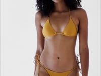 Load and play video in Gallery viewer, Video: Rio De Sol Haut Top Damasco Tri-Rope
