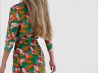 Load and play video in Gallery viewer, Video: Rio De Sol Vêtement De Plage Green Bloom Chemise
