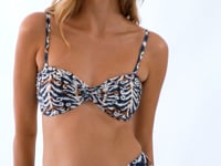 Load and play video in Gallery viewer, Video: Rio De Sol Ensemble Set Ikat Twist Hotpants
