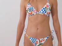 Load and play video in Gallery viewer, Video: Rio De Sol Ensemble Set Al-Mare Tri-Fixo Cheeky-Micro
