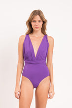 Load image into Gallery viewer, Model Front: Rio De Sol Une Pièce Amuleto Marina

