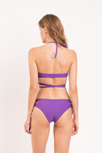Model Back: Rio De Sol Bas Bottom Amuleto Madrid