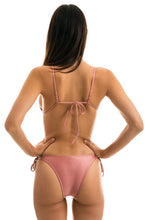 Load image into Gallery viewer, Model Back: Rio De Sol Bas Bottom Callas Invisible

