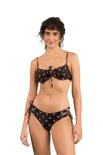 Load image into Gallery viewer, Model Front: Rio De Sol Bas Bottom Cashew Madrid
