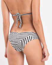 Load image into Gallery viewer, Image 05: Rio De Sol Bas Bottom Collage Mel
