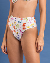 Load image into Gallery viewer, Image 09: Rio De Sol Bas Bottom Countryside Hotpants
