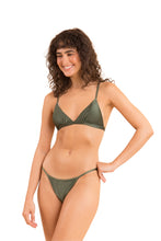 Load image into Gallery viewer, Image 04: Rio De Sol Bas Bottom Croco California
