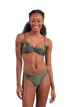 Load image into Gallery viewer, Model Front: Rio De Sol Bas Bottom Croco Nice-Fio
