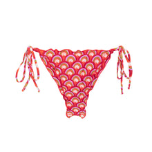 Load image into Gallery viewer, Product Front: Rio De Sol Bas Bottom Floral-Scales Frufru-Fio
