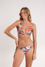 Load image into Gallery viewer, Model Front: Rio De Sol Bas Bottom Garden-Flower Gisele
