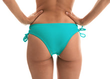 Load image into Gallery viewer, Model Back: Rio De Sol Bas Bottom Jade Madrid
