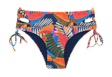 Load image into Gallery viewer, Product Front: Rio De Sol Bas Bottom Jungle Madrid
