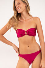 Load image into Gallery viewer, Image 06: Rio De Sol Bas Bottom Shimmer-Desejo Leblon
