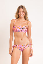 Load image into Gallery viewer, Model Front: Rio De Sol Bas Bottom Sweet-Camo Madrid
