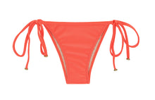 Load image into Gallery viewer, Product Front: Rio De Sol Bas Bottom Tabata Tri
