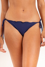 Load image into Gallery viewer, Gallery: Rio De Sol Bas Bottom Touch-Marinho Frufru
