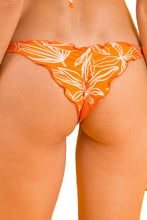Load image into Gallery viewer, Image 07: Rio De Sol Bas Bottom Trail-Orange Ipanema
