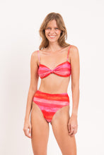 Load image into Gallery viewer, Image 12: Rio De Sol Ensemble Set Cher Bandeau-Joy Hotpants
