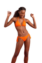 Load image into Gallery viewer, Model Front: Rio De Sol Ensemble Set Dots-Orange Mel Italy
