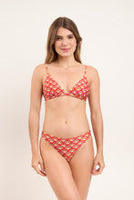 Load image into Gallery viewer, Model Front: Rio De Sol Ensemble Set Floral-Scales Tri-Fixo Essential-Comfy
