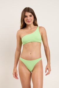 Model Front: Rio De Sol Ensemble Set Sand-Menta Kora Leblon