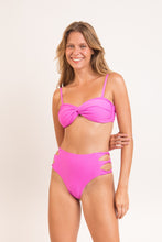 Load image into Gallery viewer, Image 06: Rio De Sol Ensemble Set Vita-Pink Twist Highwaist-Spin

