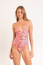 Load image into Gallery viewer, Image 04: Rio De Sol Une Pièce Sweet-Camo Hype
