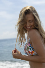 Load image into Gallery viewer, Image 10: Rio De Sol Haut Top Al-Mare Frufru
