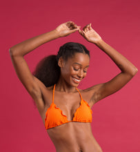 Load image into Gallery viewer, Image 11: Rio De Sol Haut Top Dots-Orange Frufru
