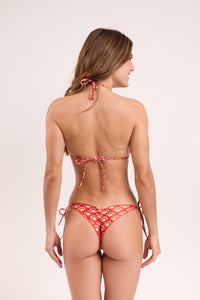 Model Back: Rio De Sol Haut Top Floral-Scales Frufru