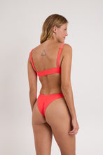 Load image into Gallery viewer, Model Back: Rio De Sol Haut Top Malibu-Folia Agnes
