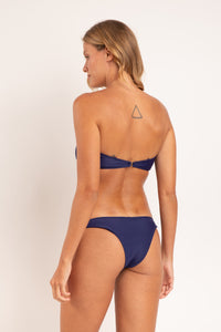 Model Back: Rio De Sol Haut Top Touch-Marinho Sara