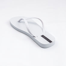 Load image into Gallery viewer, Image 04: Rio De Sol Tongs White Slim

