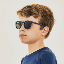 Load image into Gallery viewer, Image 04: Uv Line Lunettes De Soleil Kids Sunglasses Navy Uv400
