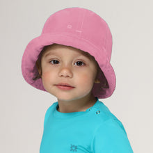 Load image into Gallery viewer, Model Front: Uv Line Bob Napoli Basic Kids Rosa Chiclete Upf50+
