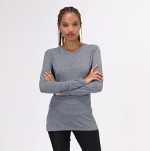 Load image into Gallery viewer, Model Front: Uv Line Fitness Haut Sport Fit Mescla
