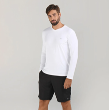 Load image into Gallery viewer, Model Front: Uv Line Fitness Haut Sport Fit Ml Branco Msc
