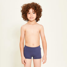 Load image into Gallery viewer, Model Front: Uv Line Maillot De Bain Garçon Sunga Kids F Inf Marinho
