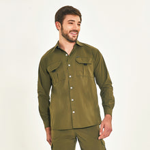 Load image into Gallery viewer, Model Front: Uv Line Fitness Haut Tenerife Verde Militar Upf50+
